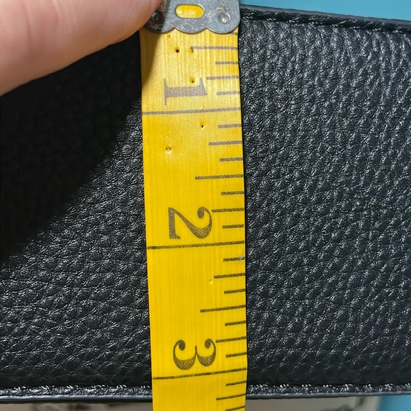 NWOT Small crossbody pebbled leather, front zippered pocket, fringed zipper pull - Picture 10 of 10